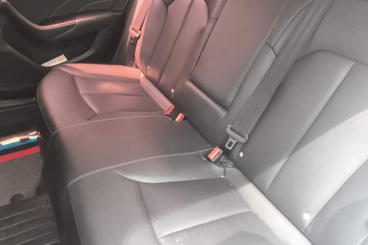 Used Roewe i6 2018 20T Automatic Internet ZhiZun Edition
