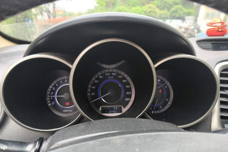 Used CHANGAN Eado 2015 1.6L Manual Luxury Model China V Standard Instrument Cluster