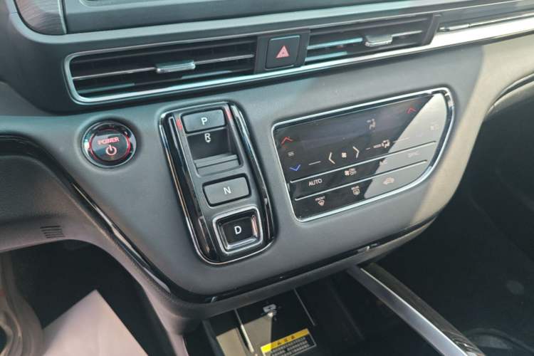 Used Honda Elysion 2024 2.0L eHEV Luxury Edition
