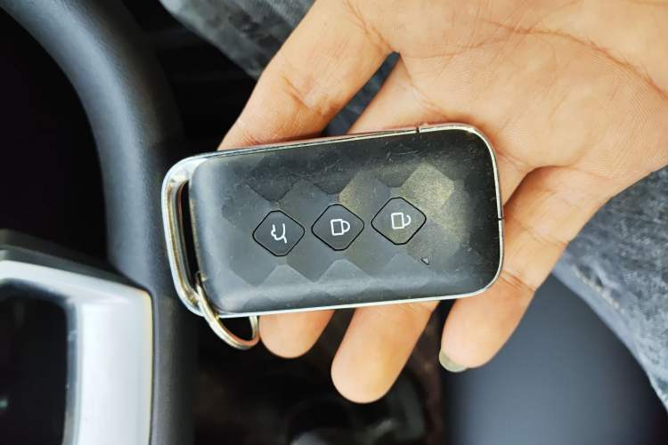 Used Wuling Alvez 2022 1.5L CVT Comfort Edition
