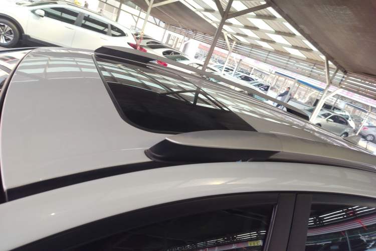 Used Toyota RAV4 2016 2.0L CVT Two-Wheel Drive Comfort Edition China V Standard