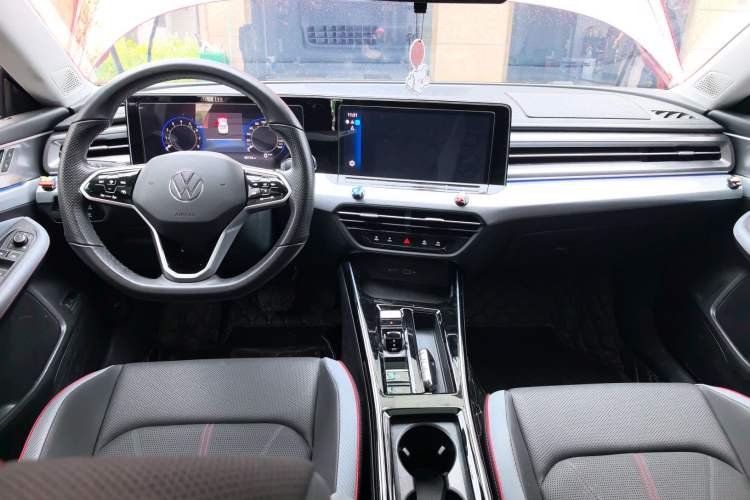 Used Volkswagen Lamando 2022 Lavida L 280TSI DSG Cool & Spicy Edition
