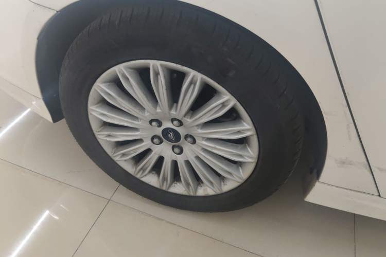 Used Ford Mondeo 2013 2.0L GTDi 200 Luxury Model
