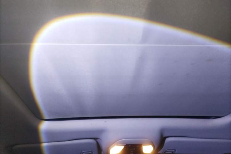 Used Brilliance V7 2018 280T DCT Luxury Model 5 Seats
