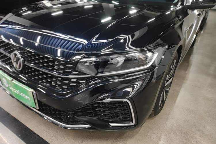 Used Volkswagen Passat 2022 330TSI Starry Luxury Edition
