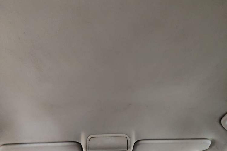 Used FAW Senya R7 2016 1.6L Manual Luxury Model
