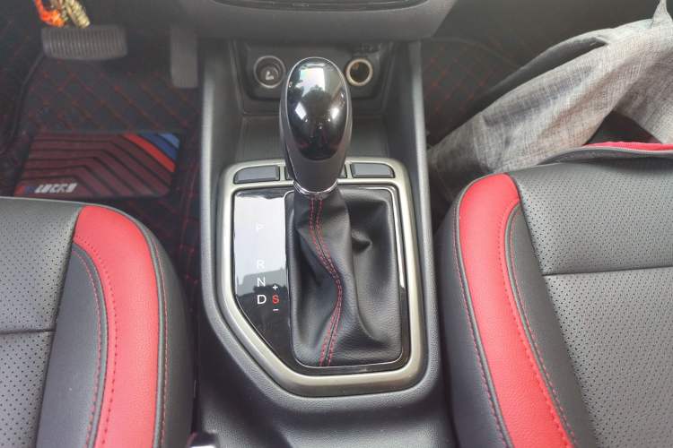 Used CHANGAN Eado 2016 1.6L Automatic Junku Model Gear Lever