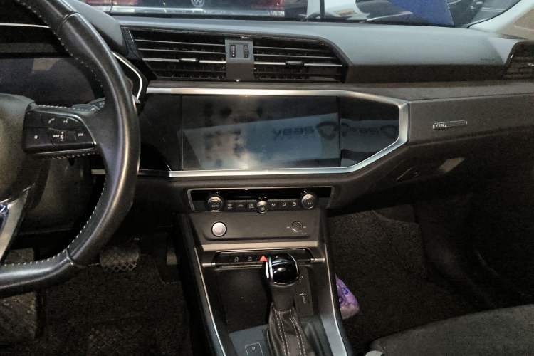 Used Audi Q3 2019 35 TFSI Fashion Dynamic Model