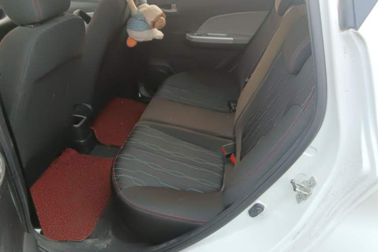 Used CHANGAN Benni E-Star 2021 National Edition Xinyue Version (Fast-Charging Edition) Lithium NMC Left Rear Seat