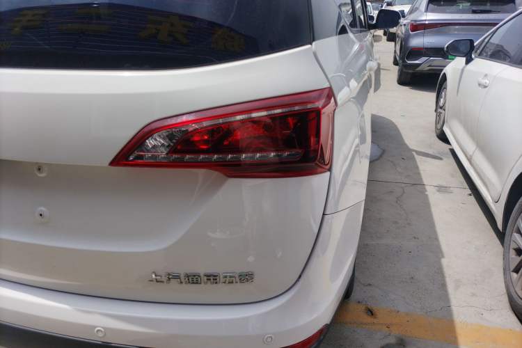 Used Baojun 730 2021 1.5T CVT Fashion Version 7 Seats