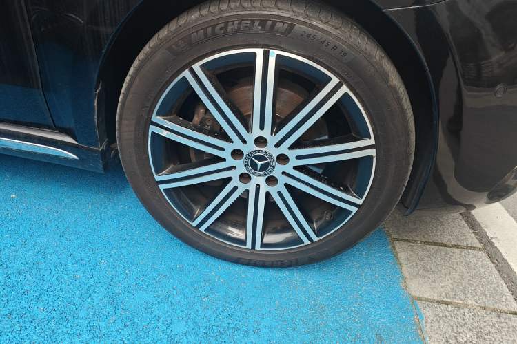 Used Mercedes-Benz V-Class 2021 V 260 L Long-wheelbase Luxury Edition
