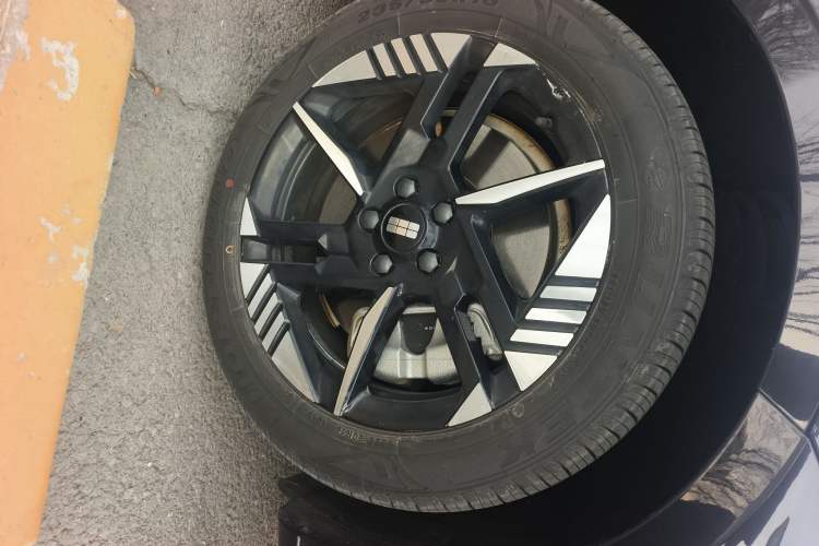 Used Geely Galaxy E8 2024 550 km Range Rear-Drive Dragon Edition