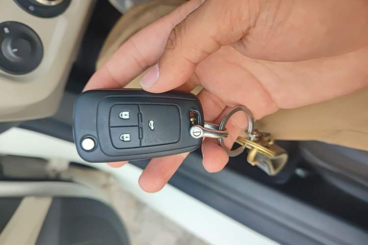 Used Buick GT 2017 15N Automatic Elite Version Vehicle Key