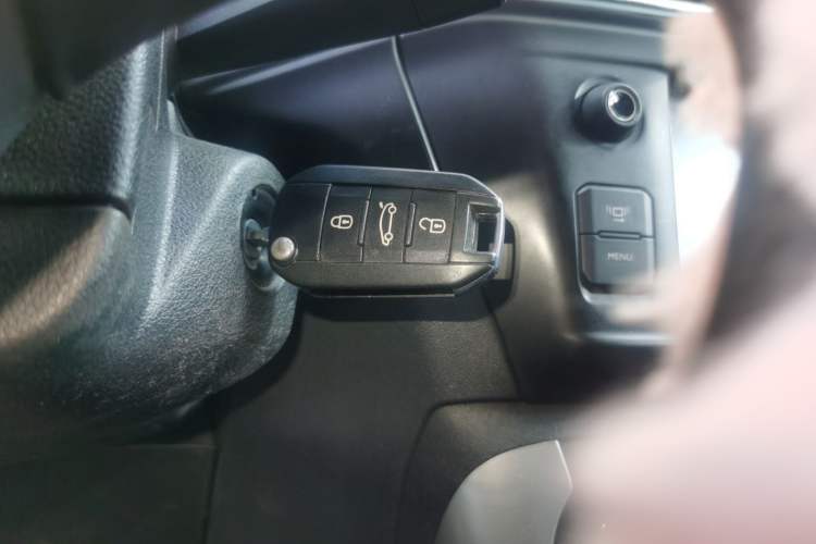 Used Citroen C3-XR 2015 1.6L Automatic Pioneer Model Vehicle Key