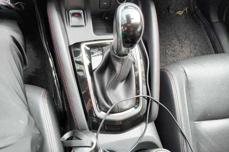 Used Nissan Qashqai 2021 2.0L CVT Luxury Edition Gear Lever