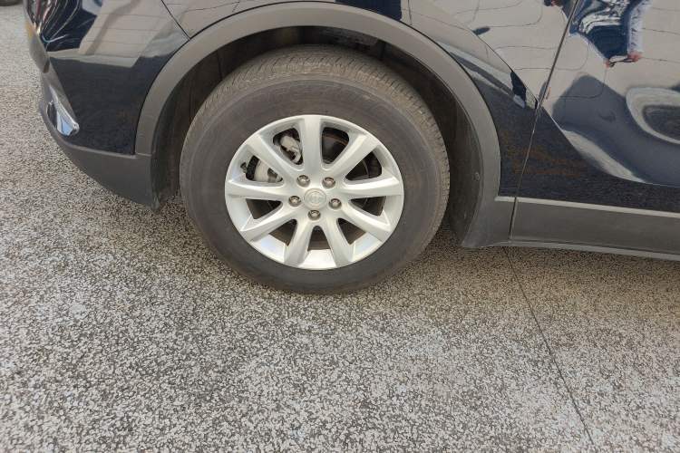 Used Buick Envision 2021 532T Two-Wheel-Drive Elite Version Left Front Wheel Hub