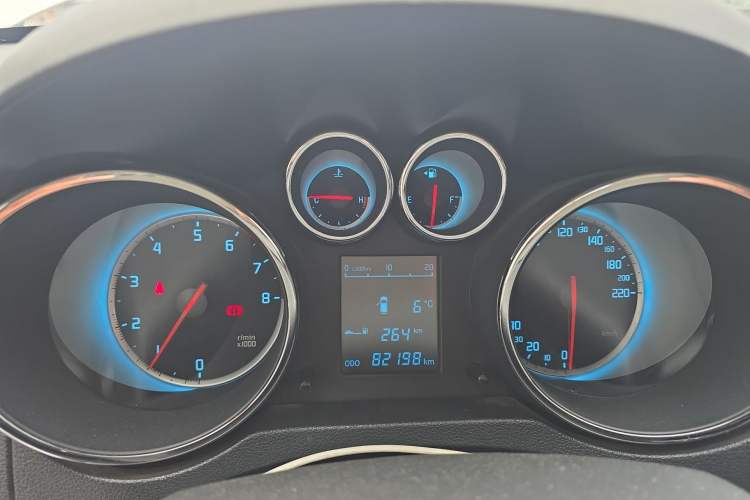 Used Changan CS35 2015 1.6L Manual Luxury Model China IV Standard