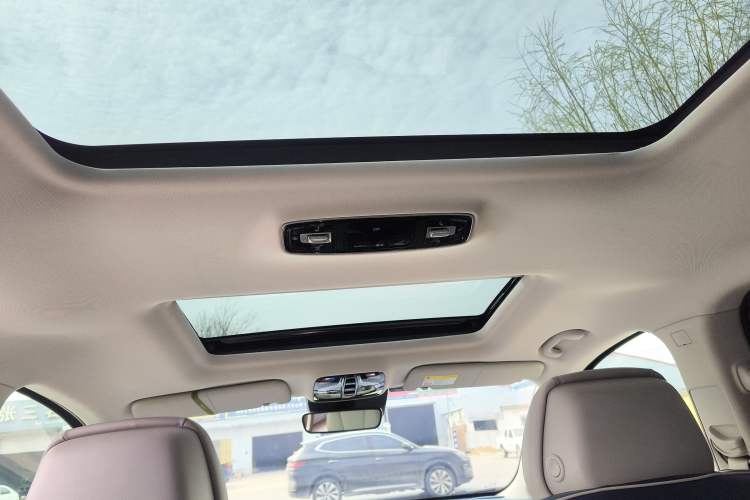 Used Roewe iMAX8 2021 400TGI Supreme Series Ultimate Edition