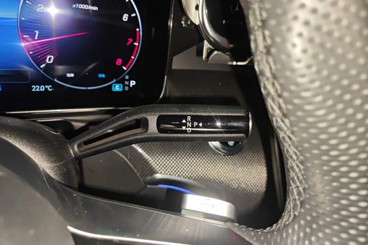 Used Mercedes-Benz C-Class 2023 C 260 L Sport Edition Gear Lever