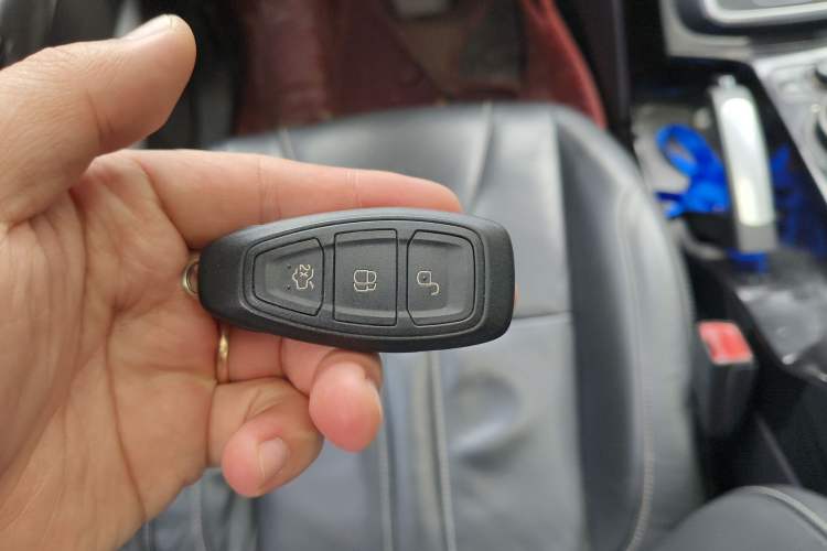 Used Ford Kuga 2013 2.0L GTDi Four-Wheel-Drive Sport Model Vehicle Key