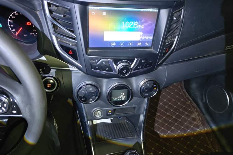 Used BYD Song 2016 Gaishi Edition 1.5TI Manual Haoya Model