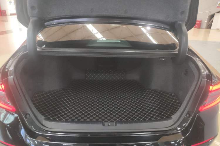 Used Honda Accord 2022 260TURBO Phantom Night · Prestige Edition Trunk