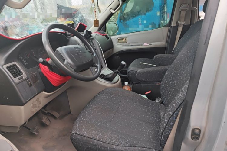 Used Jinbei Hiace 2011 2.0L 5th Generation Power King Classic 4G20D4B
