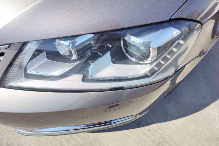 Used Volkswagen Magotan 2015 2.0 TSI Prestige Model
