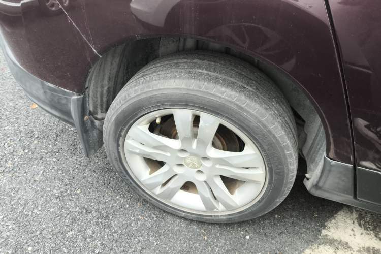 Used Peugeot 3008 2016 2.0L Automatic Classic Edition
