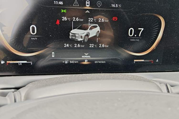 Used EXEED Lingyun 2021 400T Two-Wheel Drive StarRui PRO Edition Odometer Close Up