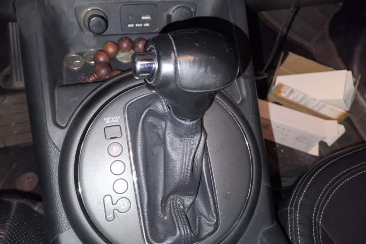 Used Kia Sportage R 2012 2.0L Automatic Two-Wheel Drive NAVI
