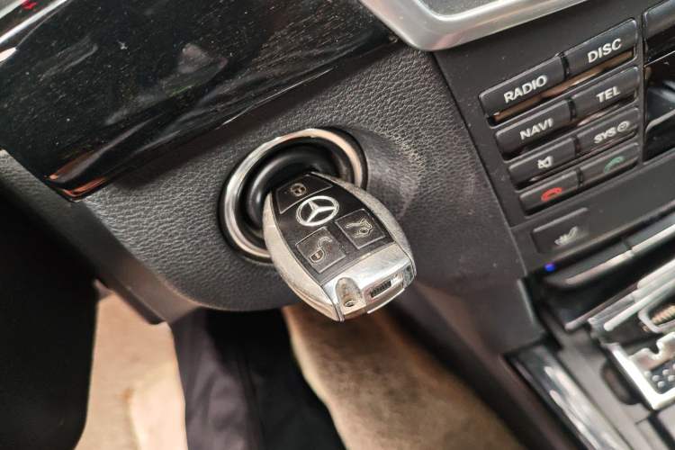 Used Mercedes-Benz E-Class 2012 E 260 L CGI Fashion Model Vehicle Key