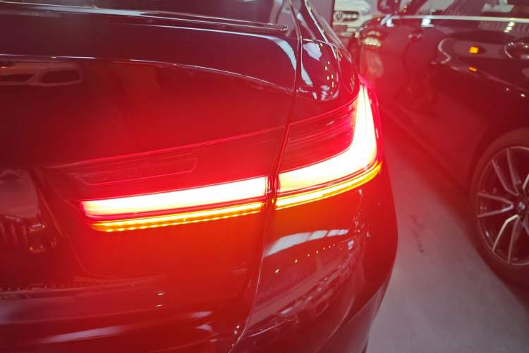 Used BMW i3 2022 eDrive 35 L