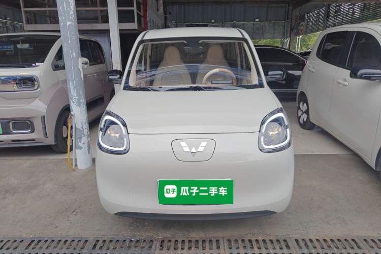 Used Wuling Hongguang MINIEV 2025 Four-Door Version Advanced Edition Front