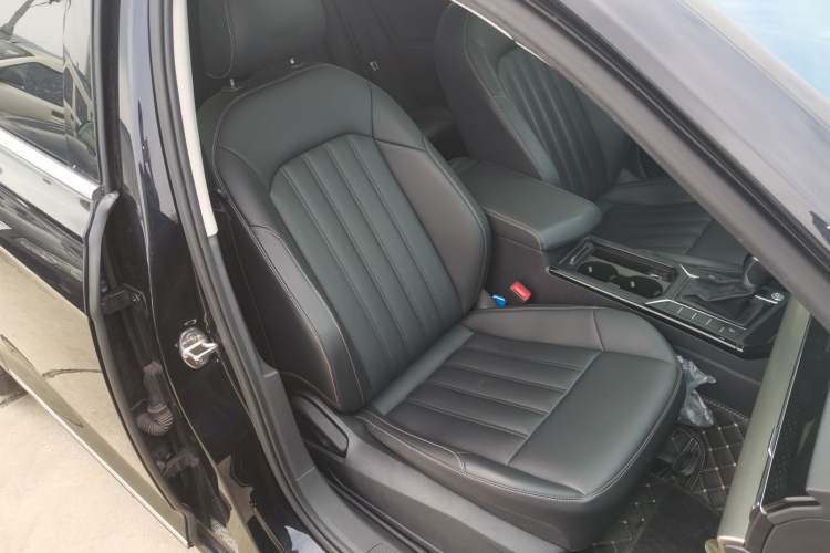 Used Volkswagen Passat 2020 Revised Version 280TSI Business Edition China VI Standard Right Front Seat