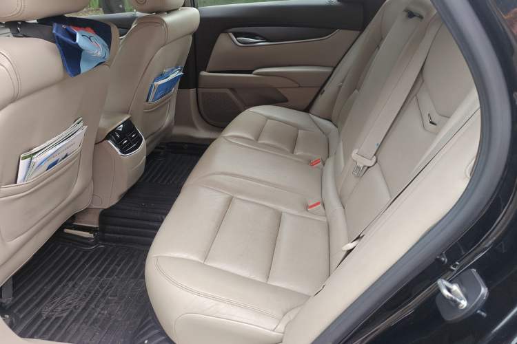 Used Cadillac XTS 2015 28T Comfort Model