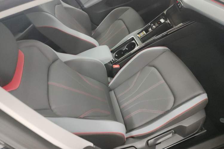 Used Volkswagen Lamando 2022 Lavida L 280TSI DSG Cool & Spicy Edition