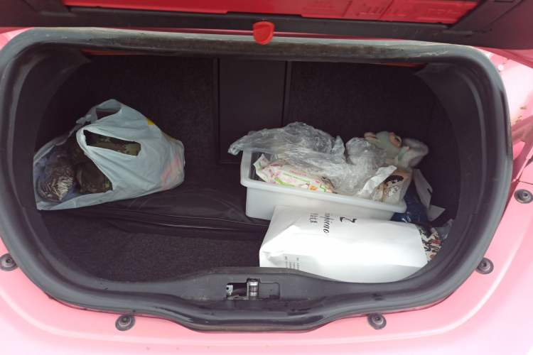 Used Volkswagen Beetle 2010 2.0 BlackOrange Convertible Luxury Edition