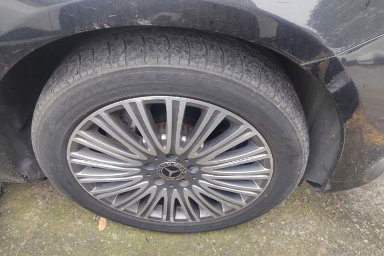 Used Mercedes-Benz E-Class 2020 E 300 L Stylish Model
