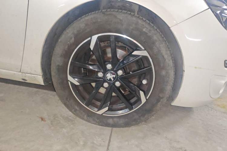 Used Peugeot 308S 2015 1.2T Automatic Jingchi Edition
