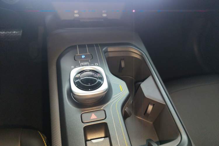 Used Toyota bZ5 2025 Model 550 PRO Smart Driving Edition Gear Lever