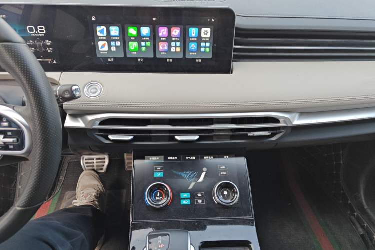 Used JETOUR X70 2023 Zhuge 2.0T DCT Wolong 7-Seater Audio And AC Panel