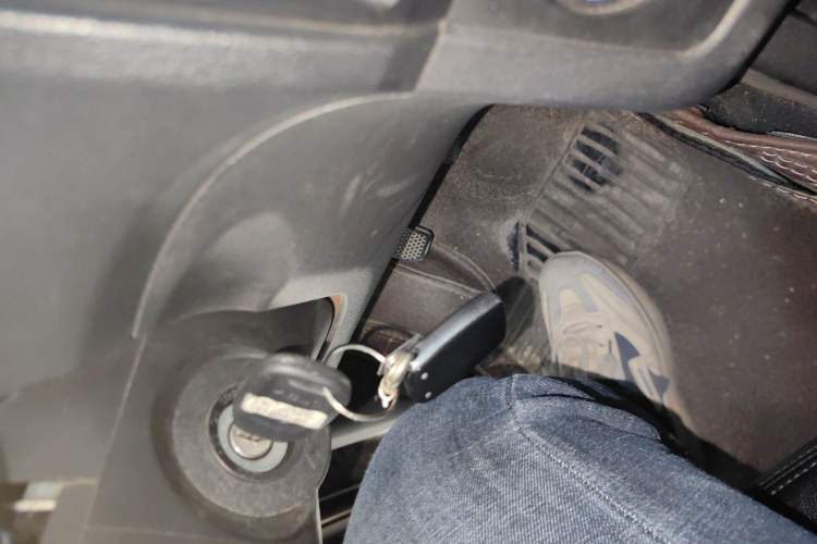 Used Dongfeng Fengon 330 2014 1.5L Manual Standard Edition DK15-02