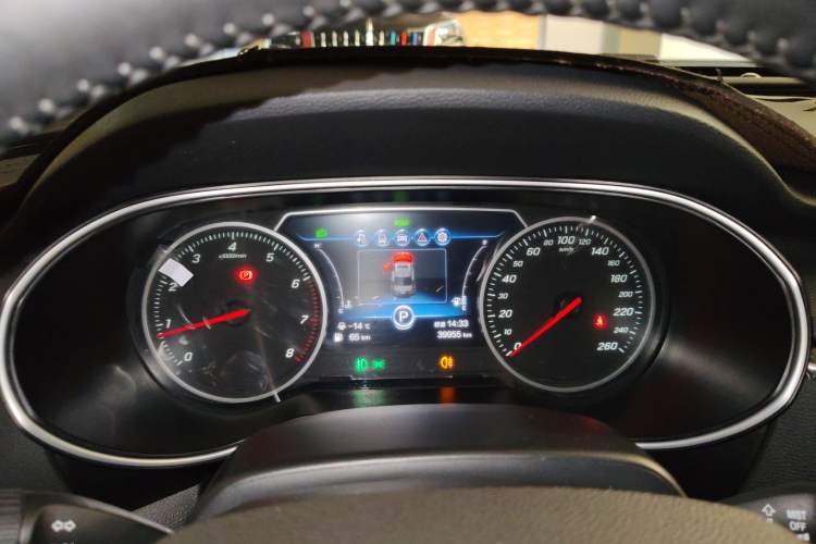 Used Hongqi H5 2022 Classic Model Facelift 1.8T Automatic Smart Connect Flagship Edition