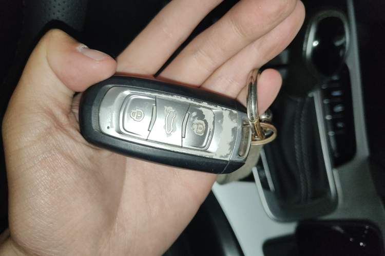 Used Geely Auto Emgrand X7 Sport 2016 1.8TD Automatic Smart Model Vehicle Key