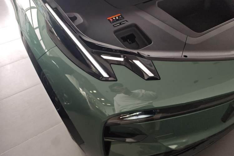 Used Zeekr X 2024 Five-Seater Four-Wheel Drive Right Front Headlight