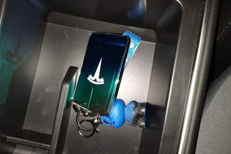 Used Tesla Model Y 2023 Rear-Wheel-Drive Version
