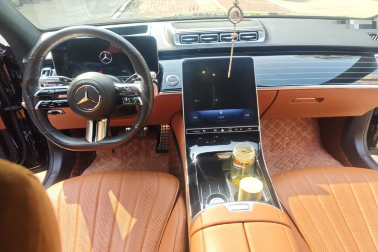 Used Mercedes-Benz S-Class 2022 S 450 L 4MATIC Center Console