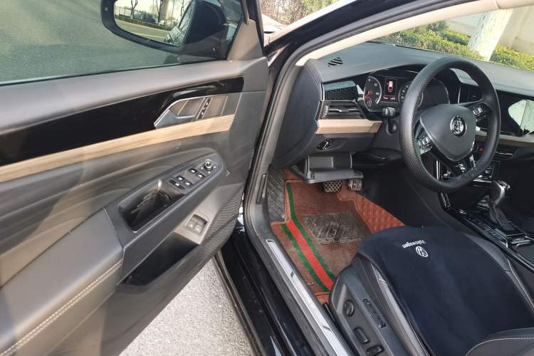 Used Volkswagen Passat New Energy 2020 430 PHEV Hybrid Luxury Edition China VI Standard
