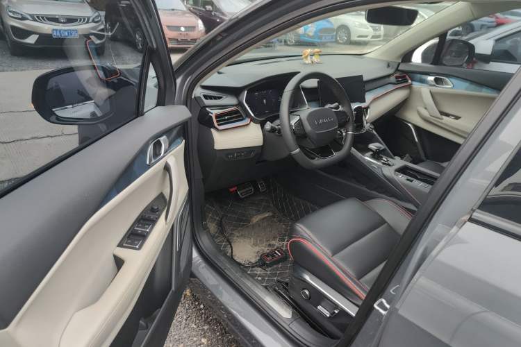 Used Lynk & Co 06 2020 1.5T YAO Halo
